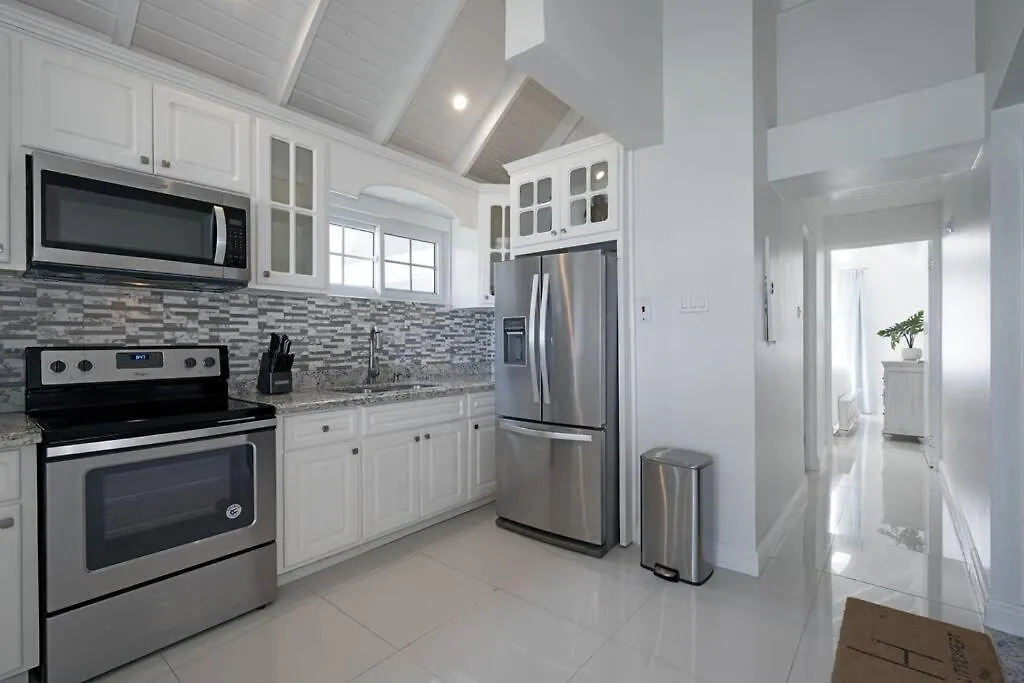 Marriott Seacastles F32, Montego Bay Apartment